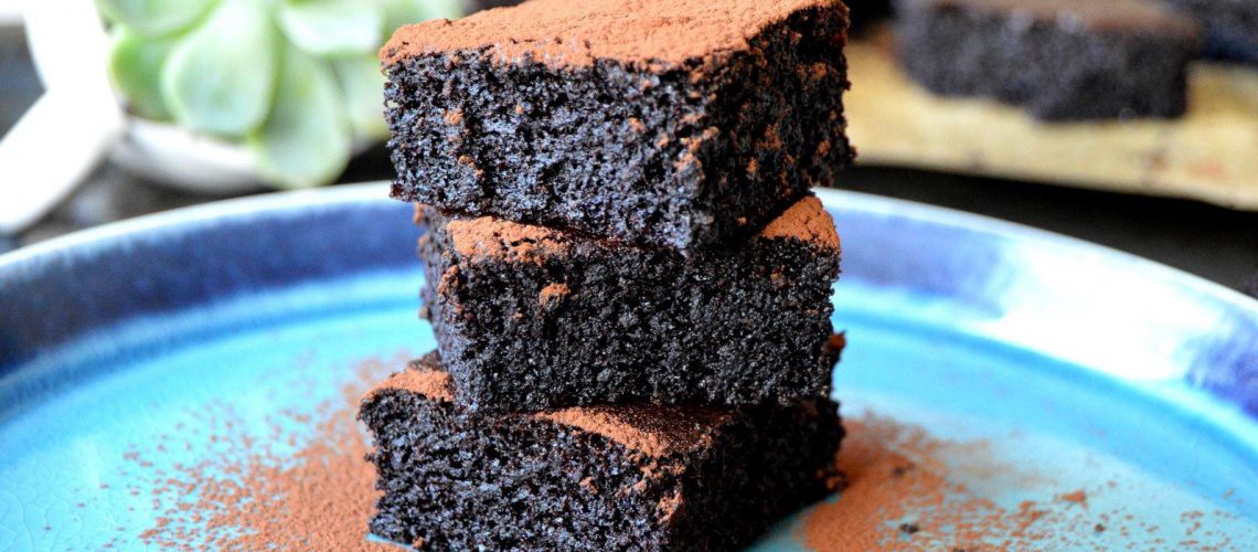 Healthy-Extra-Moist-Chocolate-Cake_0484